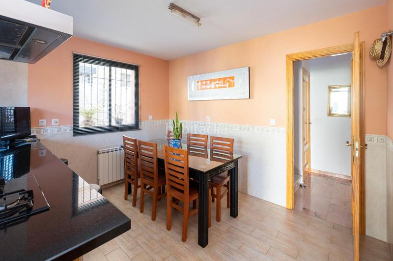 Foto 623ab5c4-3080-42f3-a3a6-73970439008e. Chalet en avenida luis javier rodriguez salas 177 se vende chalet independiente de 4 dormitorios en nuevo . seminuevo en Jun