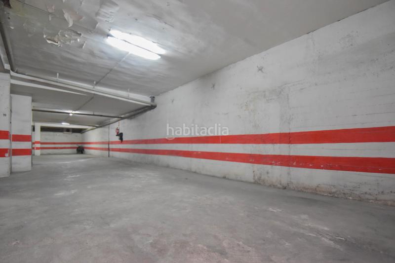 Foto 7464a19e-5e6b-4088-8872-0734807f94f2. Aparcament cotxe a calle marqués de mondéjar 19 a Granada