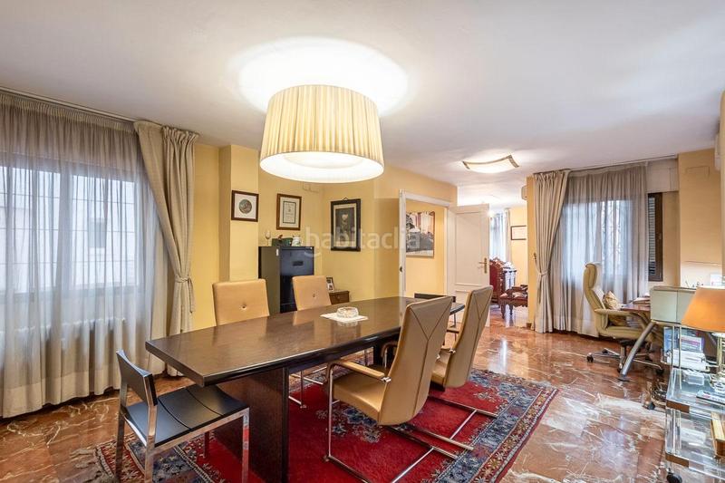 Foto 6fdbeb07-6645-495e-9e84-5b39a6f745fc. Piso en calle acera del darro 80 se vende piso unico en pleno centro en Granada