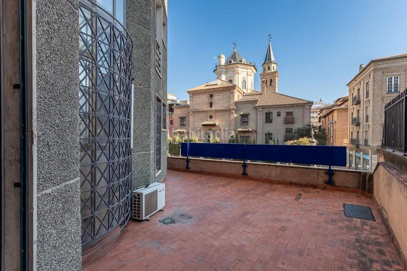 Foto b86f6d1f-5683-4860-945f-a3a91bece41b. Piso en calle acera del darro 80 se vende piso unico en pleno centro en Granada