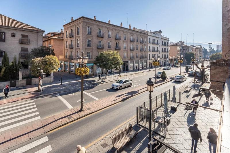 Foto e4416515-aaa3-40c6-bb93-de534ced18fa. Piso en calle acera del darro 80 se vende piso unico en pleno centro en Granada