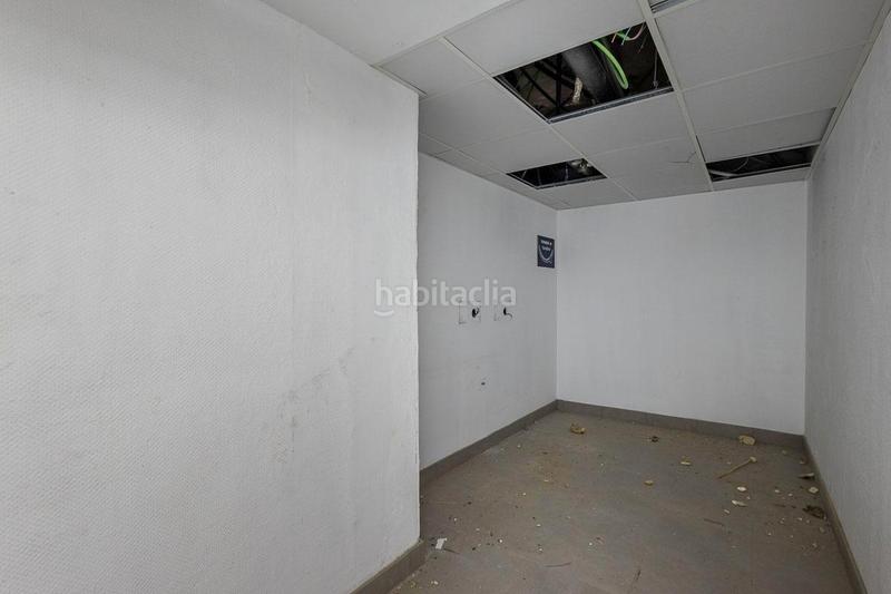 Foto 421c6f5e-4831-49fa-81b2-f444b8573b72. Geschäftsraum in calle acera del darro 74 in Fígares Granada