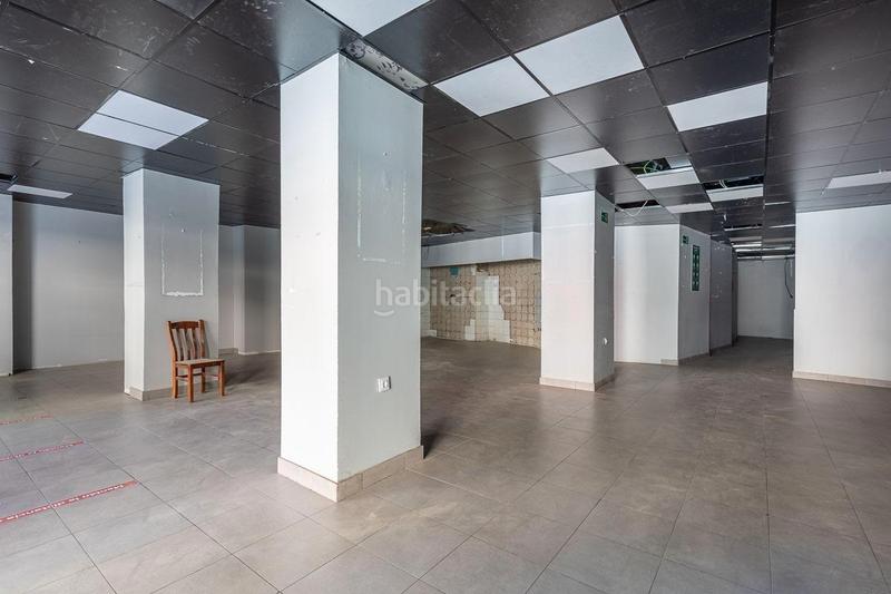 Foto 5373418e-0d87-471f-a543-52bb986f0c34. Geschäftsraum in calle acera del darro 74 in Fígares Granada