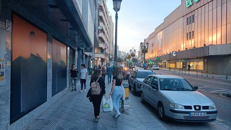 Foto e6b0a60c-163a-4bed-9950-21345a3bf258. Geschäftsraum in calle acera del darro 74 in Fígares Granada