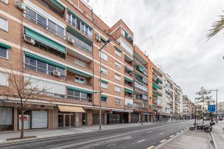 Pis a Arabial 94. Se vende estupendo piso en calle arabial, junto hipercor. - ref.