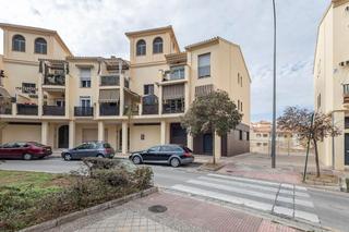 Pis a Calle el castañal 11. Se vende loft en bola de oro_granada