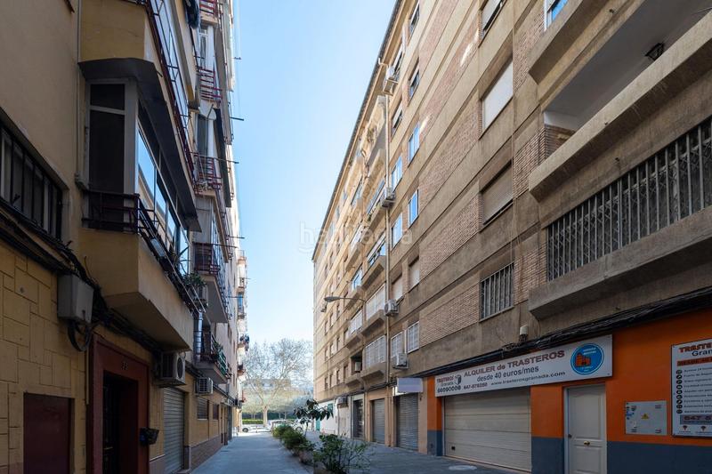 Foto 8a5b9c33-9730-42bc-95bf-9feec2455293. Appartamento in avenida de madrid 3 in Plaza de Toros Granada