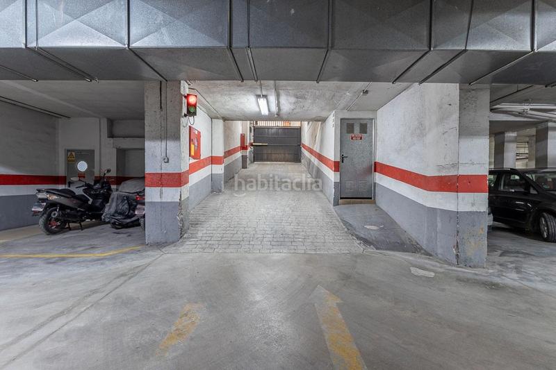 Foto b5379765-0460-4deb-a7c6-5fe5e290753b. Aparcament cotxe a calle las flores 8 a Fígares Granada