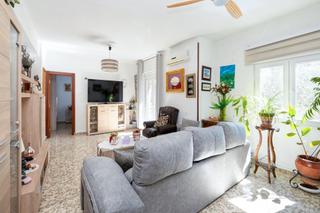 Appartement à Calle circunvalación encina 13. Se vende luminoso piso de tres dormitorios en la chana. - ref. 2