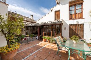 House in Calle san juan de los reyes 93. Se vende gran casa en albaicín bajo_granada