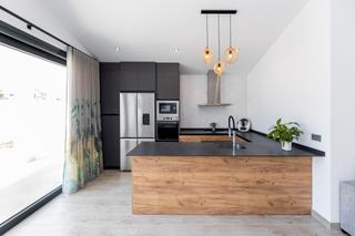 Xalet a Calle puntal de las siete lagunas 18. Se vende villa de diseño en cañadas del parque _dilar_granada