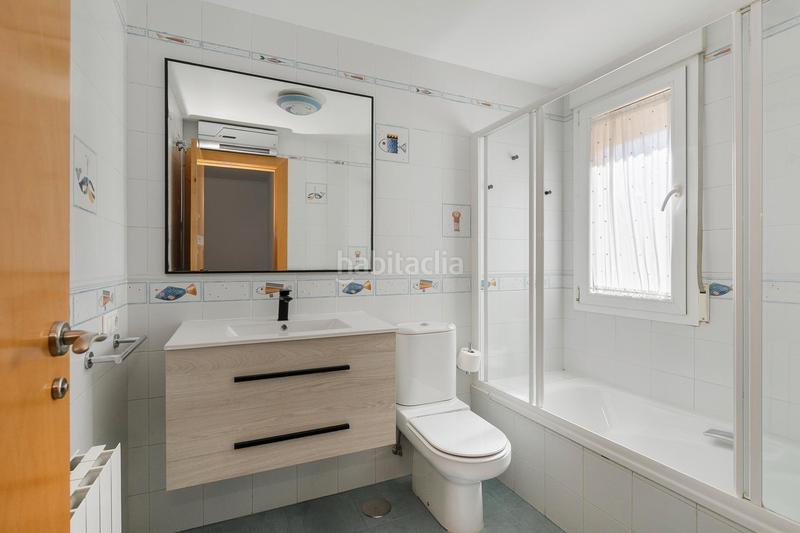 Foto 03647940-0ef7-4302-bfec-47fb4ee48f2c. Casa en calle ramón j. sender 1 se vende casa en el centro de la zubia_granada en Zubia (La)