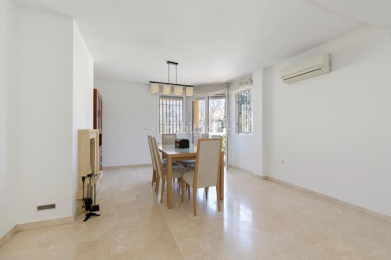 Foto 6297e679-e7b3-48e1-8d93-d1a299d039e1. Casa en calle ramón j. sender 1 se vende casa en el centro de la zubia_granada en Zubia (La)