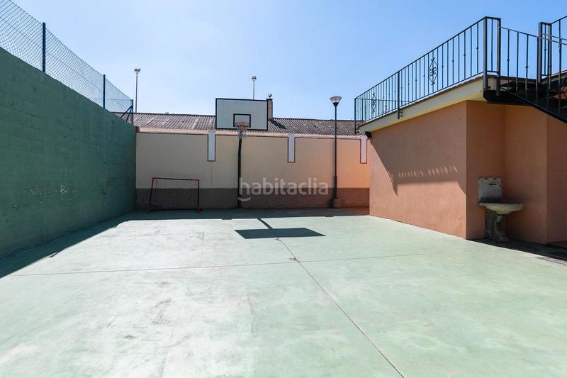Foto d0db3a22-54f4-4fbe-8475-06cd61fb59fe. Casa en calle ramón j. sender 1 se vende casa en el centro de la zubia_granada en Zubia (La)