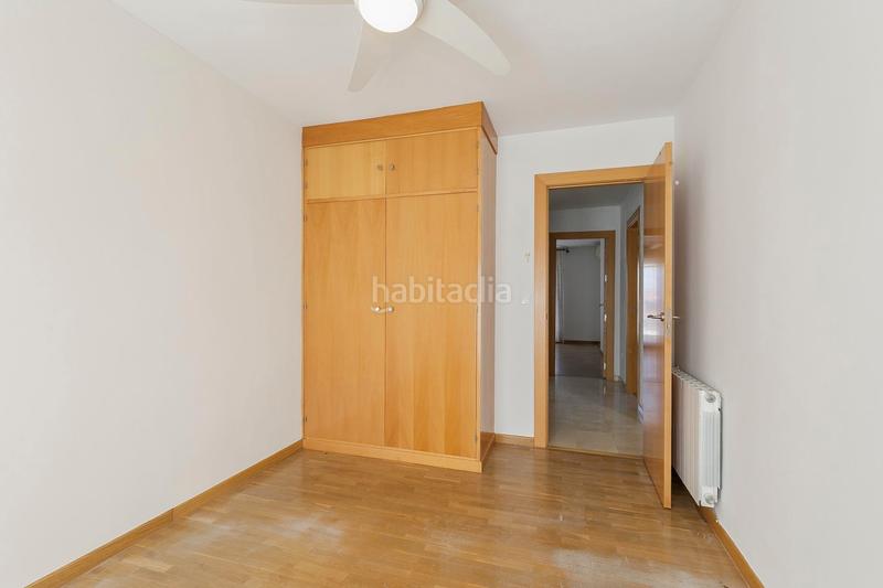 Foto e6d6f742-f4f8-4270-a6c3-9b9a9422f43a. Casa en calle ramón j. sender 1 se vende casa en el centro de la zubia_granada en Zubia (La)