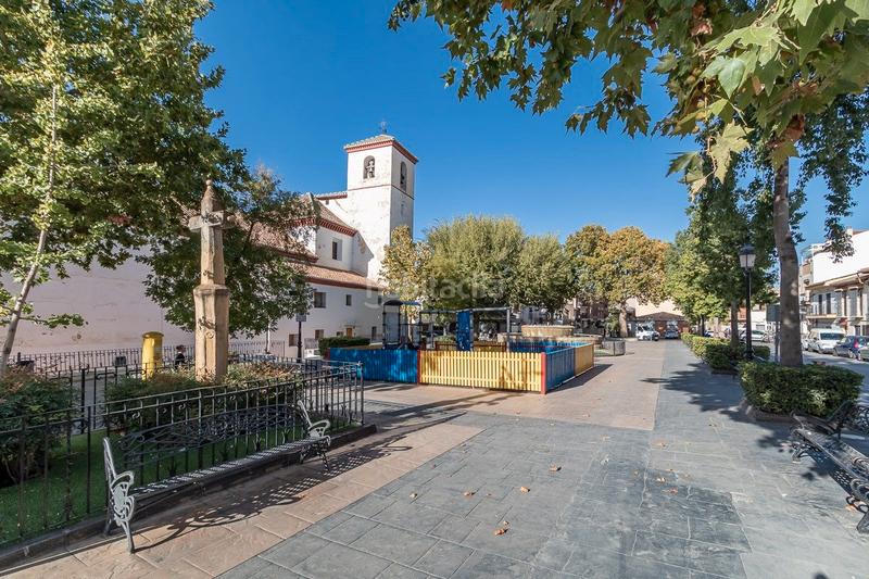 Foto 382c0440-3369-4d50-9e86-b7b672129956. Local comercial a calle alta 10 a Ogíjares