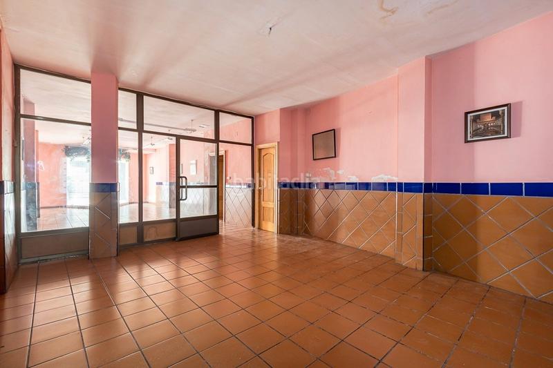 Foto 3f798e16-9a67-4e8f-aca5-37de07e4f7d1. Local comercial a calle alta 10 a Ogíjares