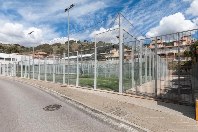 Foto 53e485c1-1f55-4288-931c-474b26297146. Casa en calle almaciles 13 se vende casa en venta en urbanización privada junto al hospital vithas! en Granada