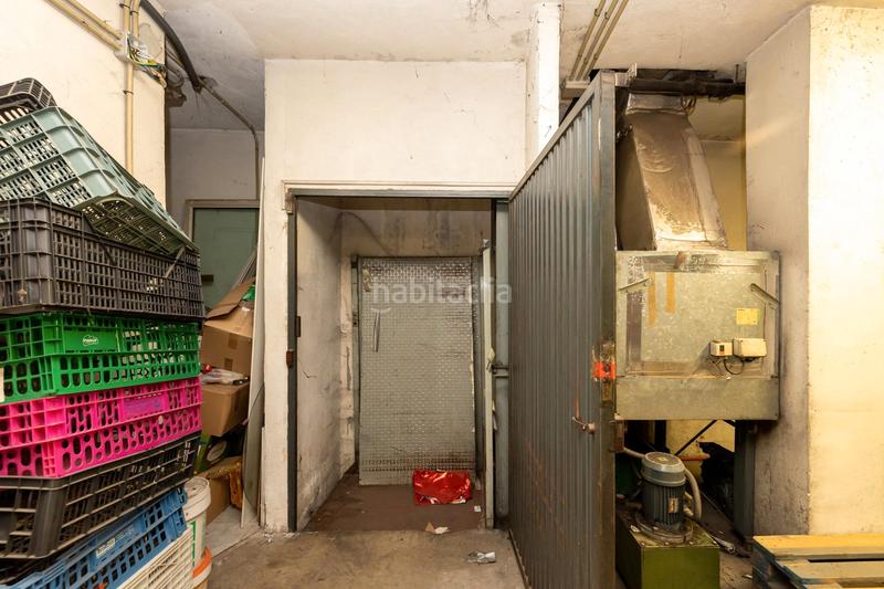 Foto f7e4177a-9ad6-40d0-9526-ca732ae1e7ca. Local comercial a avenida de carmen morcillo 28 a Gójar