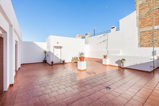 Casa a Calle zamora 15. Se vende casa junto al pts_granada