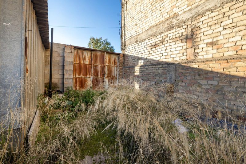 Foto 5c9246d4-ab8f-4ae0-afe7-08f58013e012. Terreno residencial en calle tierno galván 5 oportunidad de inversión!!! se vende parcela ubicada en zona privilegiada en Armilla