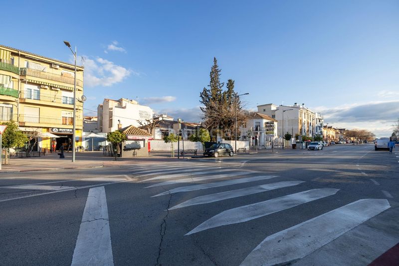 Foto b7a3bc5b-2f3e-42ab-8ae3-0245c3b87ff3. Terreno residencial en calle tierno galván 5 oportunidad de inversión!!! se vende parcela ubicada en zona privilegiada en Armilla