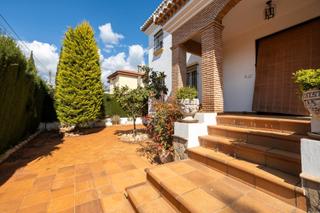 Xalet a Calle dulcinea 6. Se vende chalet  independient en urbanizacion molino alto otura_