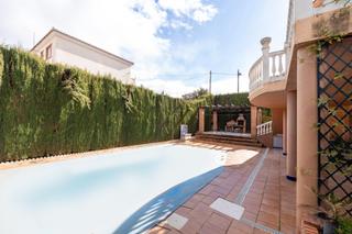 Xalet a Calle tamarindo 1. Se vende chalet en el ventorillo_cullar vega_granada