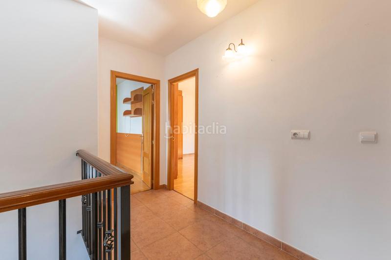 Foto 45d10332-73bf-4598-b7da-d1c0d18ce270. Casa adosada en calle estrella 5 ¡se vende espectacular casa en la zubia – lista para entrar a vivir! en Zubia (La)