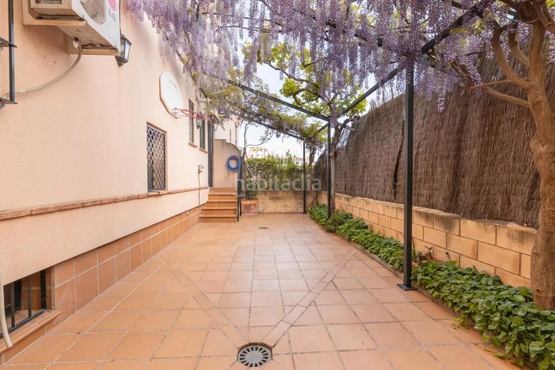 Foto 83ee635b-b40c-48fb-a36a-b1eead6ff10e. Casa adosada en calle estrella 5 ¡se vende espectacular casa en la zubia – lista para entrar a vivir! en Zubia (La)