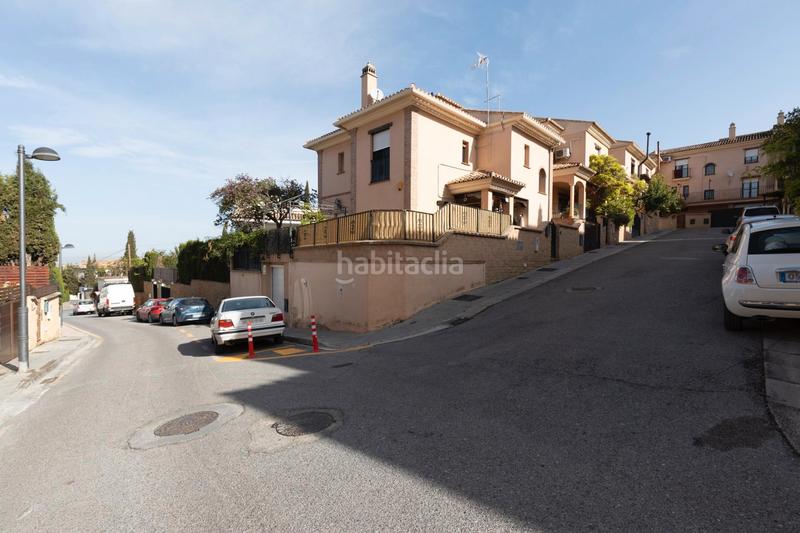 Foto ce100f20-6e7a-4e61-97bb-e4c766f289c0. Casa adosada en calle estrella 5 ¡se vende espectacular casa en la zubia – lista para entrar a vivir! en Zubia (La)