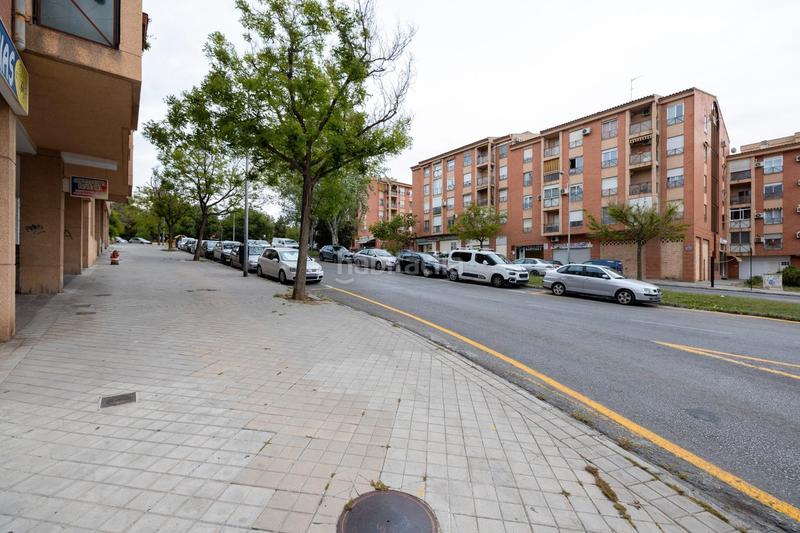 Foto 38f1abe6-7875-4604-b692-fd3c03e3e292. Locale commerciale in calle gabriela mistral 2 in Granada