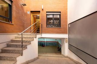 Maison à Calle rejas de la virgen 28. Se vende casa exclusiva  junto a acera del darro. pleno centro d