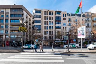 Pis a Calle acera del darro 26. Se vende ??? ¡exclusivo piso en acera del darro, frente a la fue