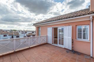 Maison à Calle aristóteles 1. Se vende casa en armilla, junto al nevada shopping