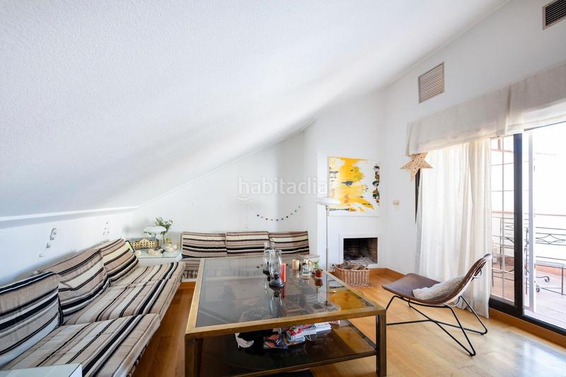 Foto 6cbd7d31-90b4-4716-8df2-f3baa1ee59eb. Estudio en calle pavaneras 1 se vende coquet estudio atico en pleno centro en Granada