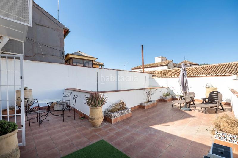 Foto d1478237-0f32-4c8c-9a74-f5fd871e948c. Estudio en calle pavaneras 1 se vende coquet estudio atico en pleno centro en Granada