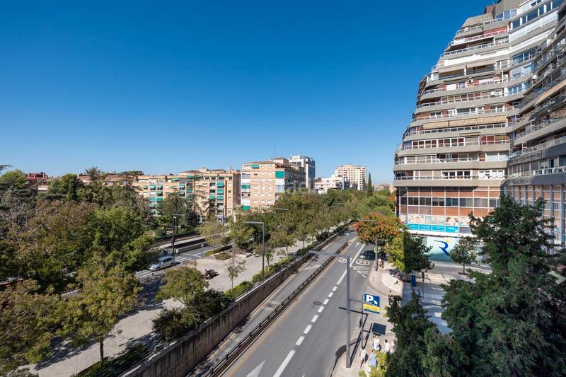 Foto 0ed8dc7a-11d1-44b6-b97a-0e3871bec2f0. Pis a avenida de la constitución 18 a Plaza de Toros Granada