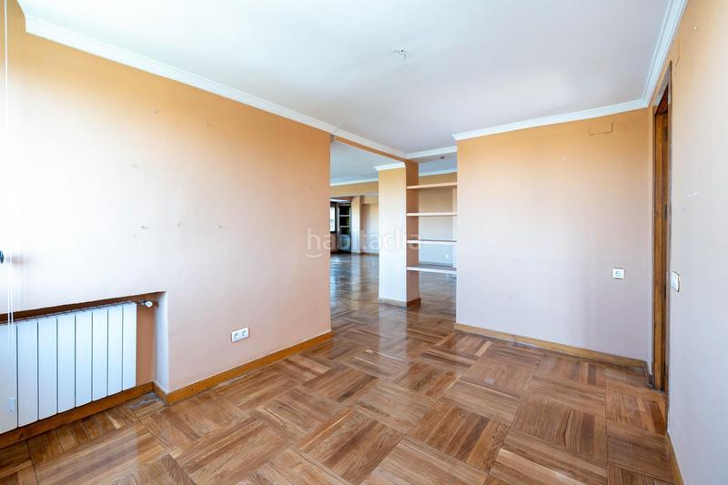 Foto 2ff02192-6da9-4e15-9939-b0a8397b32f1. Pis a avenida de la constitución 18 a Plaza de Toros Granada