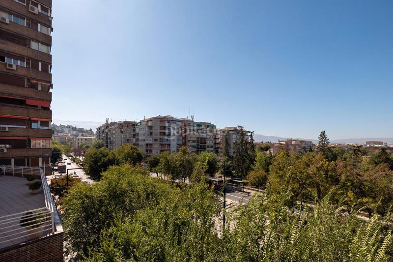 Foto 7719f115-3eb1-476d-8359-9025cf377e26. Pis a avenida de la constitución 18 a Plaza de Toros Granada