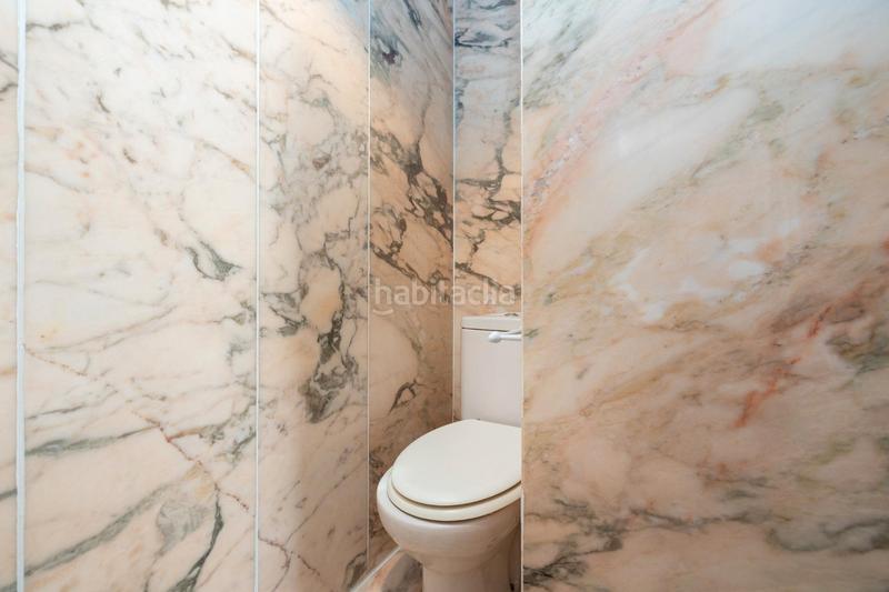 Foto bc314694-de1e-42bb-91c2-0524033554c0. Pis a avenida de la constitución 18 a Plaza de Toros Granada