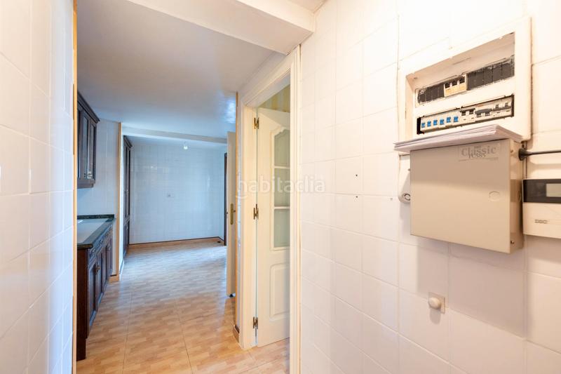 Foto fc0143c1-66fb-4bd8-98dc-ad8b95235213. Pis a avenida de la constitución 18 a Plaza de Toros Granada