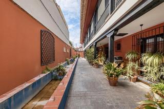 Pis a Camino alhendín 1. Se vende piso con garaje en la zubia zona área de granada