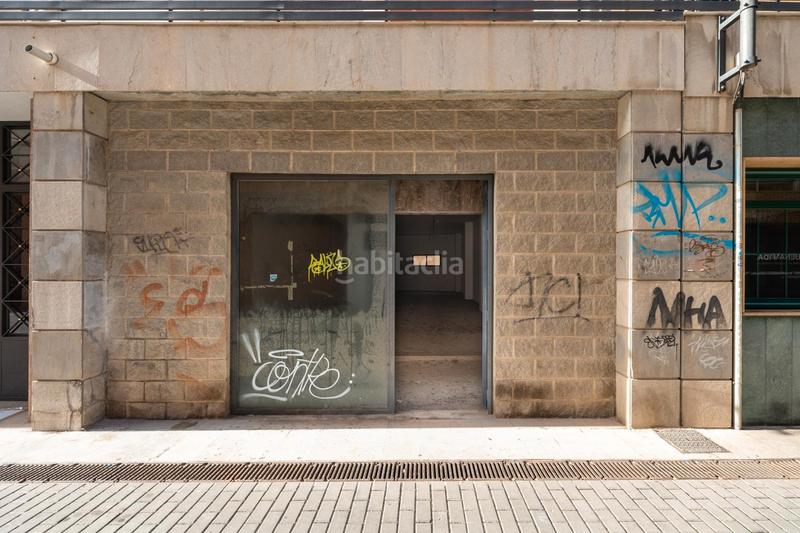 Foto 37e250da-ba4e-46e9-8cac-253c9f1b0ab6. Local commercial dans calle marmolillos 3 dans Plaza de Toros Granada