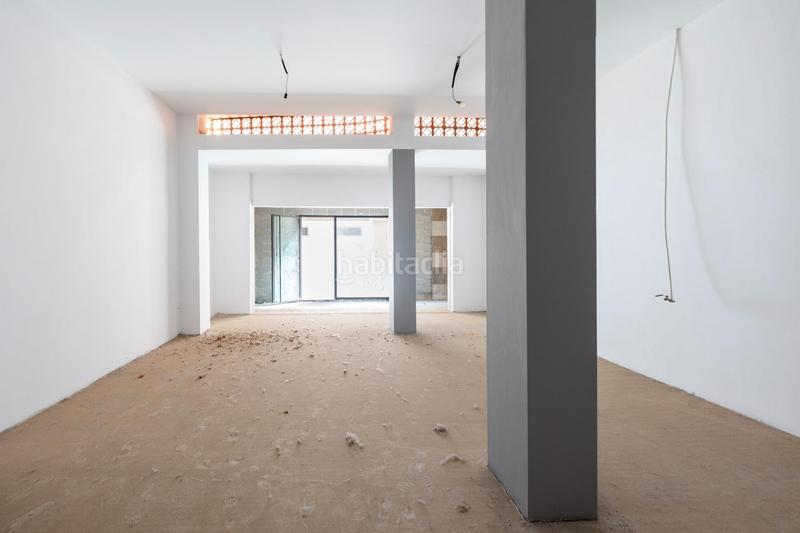 Foto 43139d38-5b54-471c-a484-d38f2881a2c2. Local commercial dans calle marmolillos 3 dans Plaza de Toros Granada