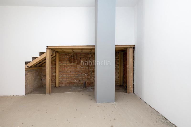 Foto e9f3fefd-0862-46a0-abff-3cd1eb6d006a. Local commercial dans calle marmolillos 3 dans Plaza de Toros Granada