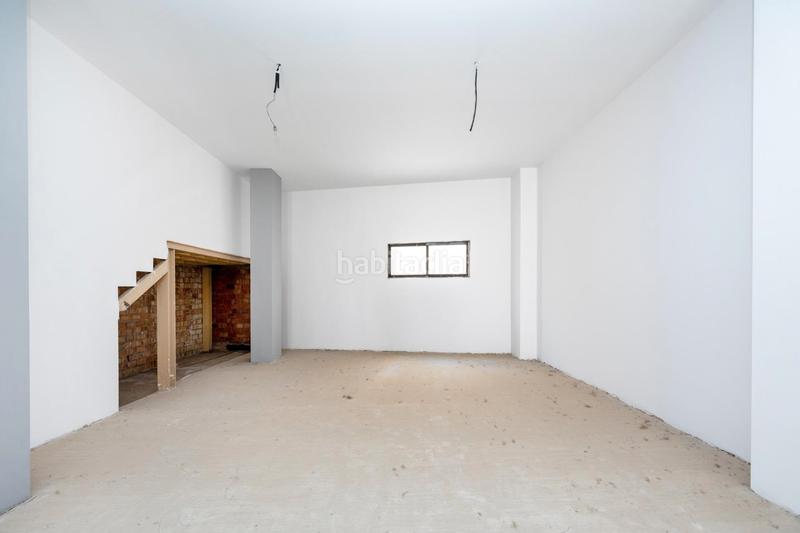 Foto f1328201-352d-4ae7-a6f7-12f3535548c6. Local commercial dans calle marmolillos 3 dans Plaza de Toros Granada