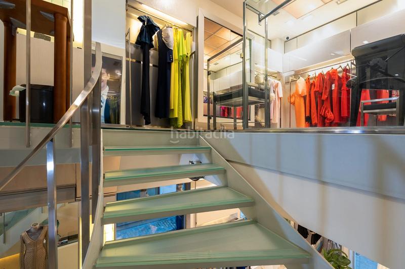 Foto 4d4f3068-4b24-4d37-98a6-04340fa0531c. Local commercial dans calle alhóndiga 10 dans Centro - Sagrario Granada