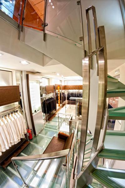 Foto 8c998113-3ef0-4e90-8ef2-9efd3c15a830. Local commercial dans calle alhóndiga 10 dans Centro - Sagrario Granada