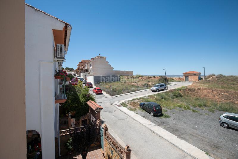 Foto 448d3c72-9342-4bdd-95cb-9bdd6729026d. Casa adosada en calle montevive 34 se vende casa adosada _granada en Otura